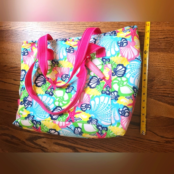 NWOT LILLY PULITZER LARGE COOLER With beverage opener. - Picture 15 of 15
